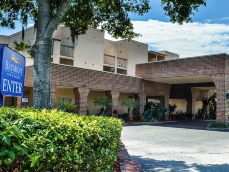 Hotel Baymont By Wyndham Tampa Near Busch Gardens Exteriér fotografie