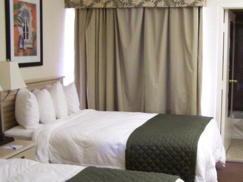 Hotel Baymont By Wyndham Tampa Near Busch Gardens Exteriér fotografie
