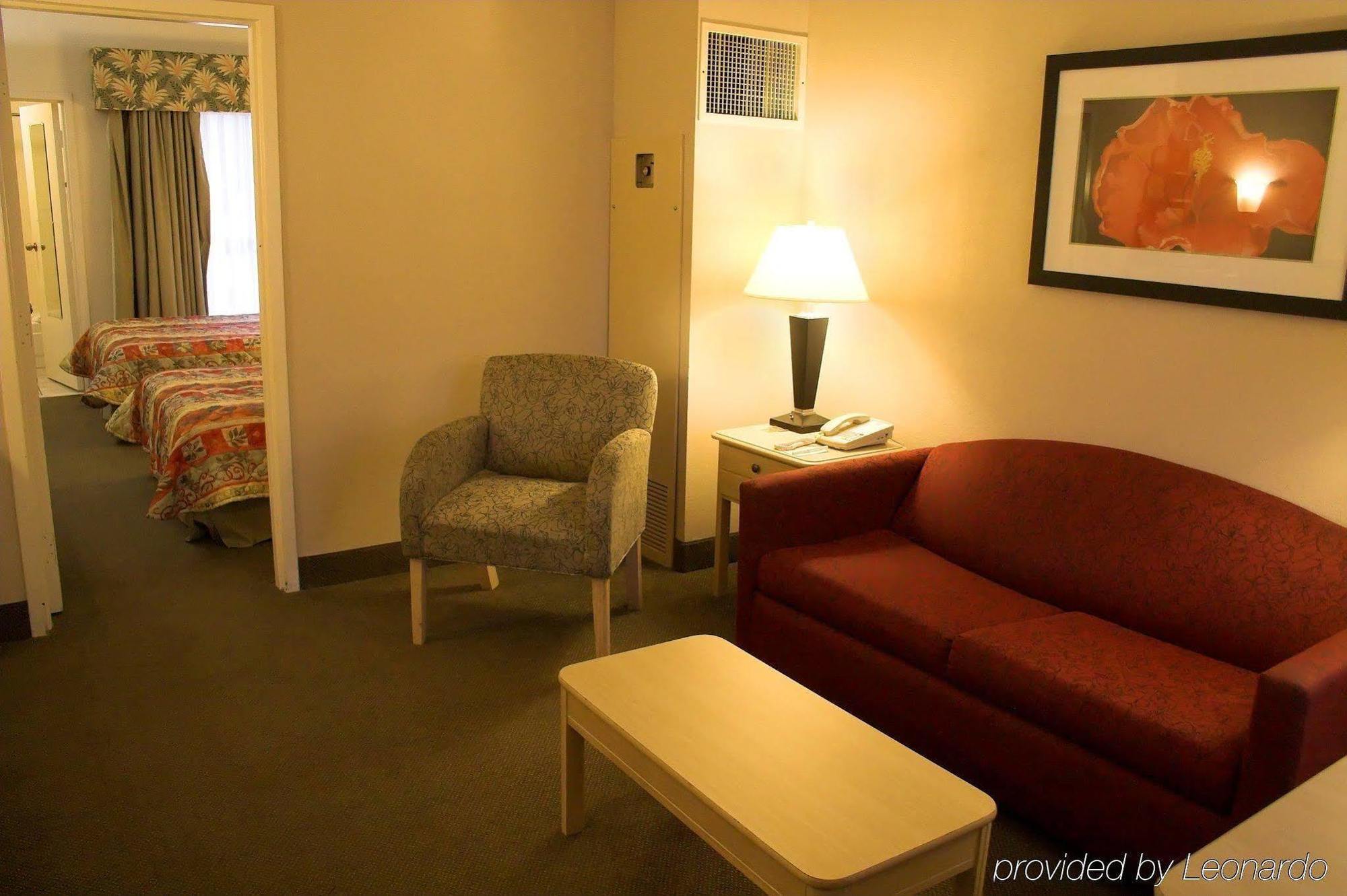 Hotel Baymont By Wyndham Tampa Near Busch Gardens Pokoj fotografie